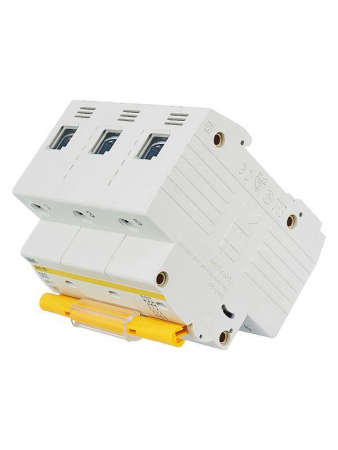 Выключатель автоматический модульный 3п D 63А 10кА ВА47-100 KARAT IEK MVA40-3-063-D