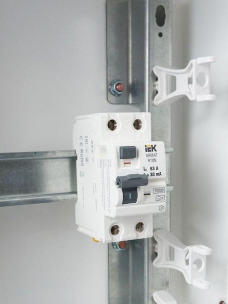 Выключатель дифференциального тока (УЗО) 2п 63А 30мА тип A ВДТ R10N ARMAT IEK AR-R10N-2-063A030