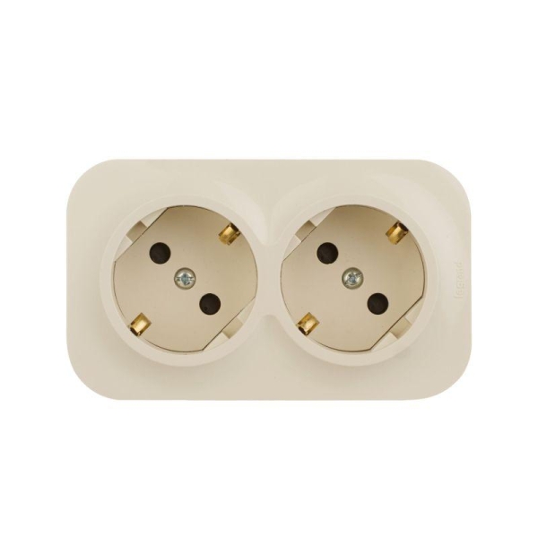 Розетка 2-м ОП Quteo 16А IP20 250В 2х2P+E с заземл. защ. шторки сл. кость IEK 782267