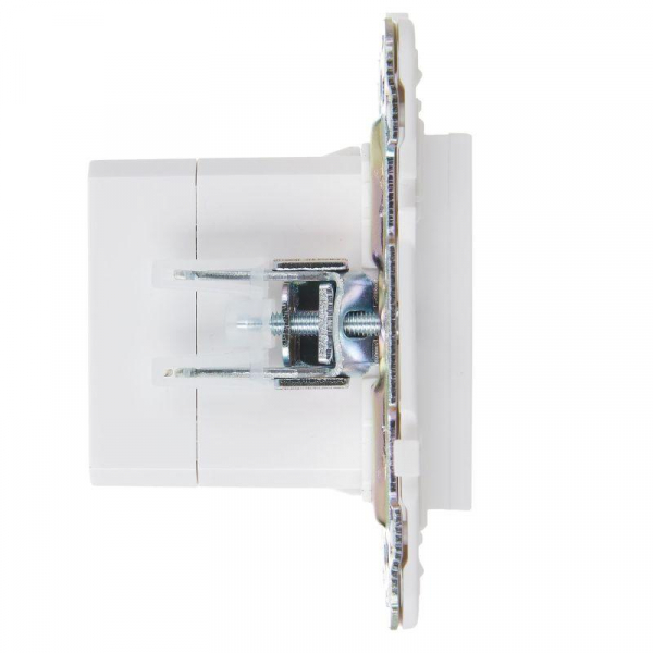 Розетка USB A+A 3.1А SKANDY SK-R15W арктич. бел. IEK SK-U21-D31-K01