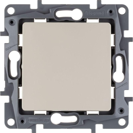 Выключатель 1-кл. СП Etika 10А IP20 250В 10AX безвинтов. зажимы механизм сл. кость IEK 672301