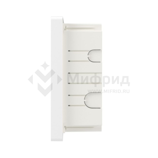 Щиток встраиваемый Фрейм (FRAME) 18мод с тонированной дверцей с 2 шинами PEN на 8 и 10 отверст. бел. DKC F18B1WD