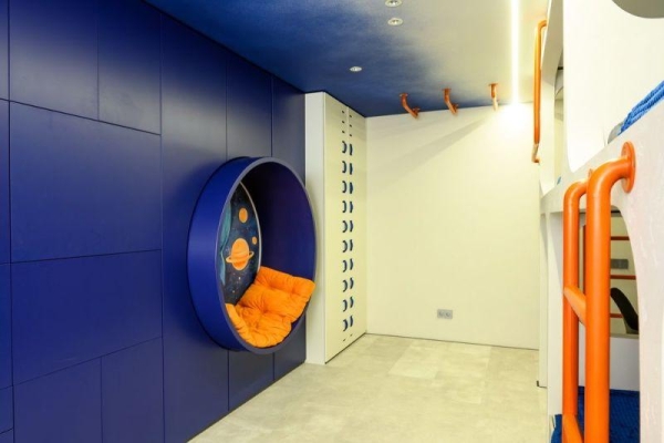 Светильник 4104 встраиваемый MR16 круг пласт. бел. IEK LT-UVB0-4104-GU05-1-K01