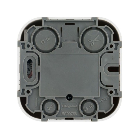 Розетка компьютерная 1-м ОП Quteo RJ45 кат.5E UTP бел. IEK 782224