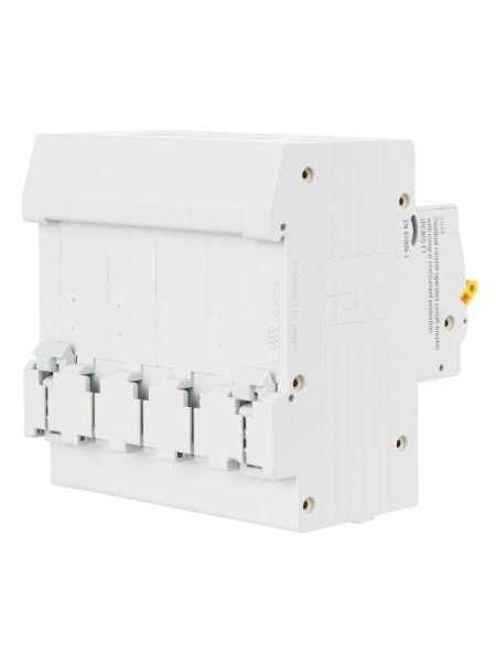 Выключатель автоматический дифференциального тока 4п C 32А 30мА тип AC 4.5кА АД-14 KARAT IEK MAD10-4-032-C-030