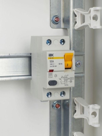 Выключатель дифференциального тока (УЗО) 2п 50А 30мА тип AC ВД1-63 KARAT IEK MDV10-2-050-030