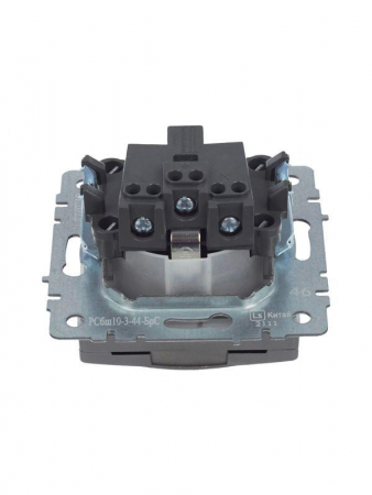 Розетка BRITE РСбш10-3-44-БрС 16А IP44 с заземл. защ. шторки с крышкой механизм сталь IEK BR-R16-16-44-K46