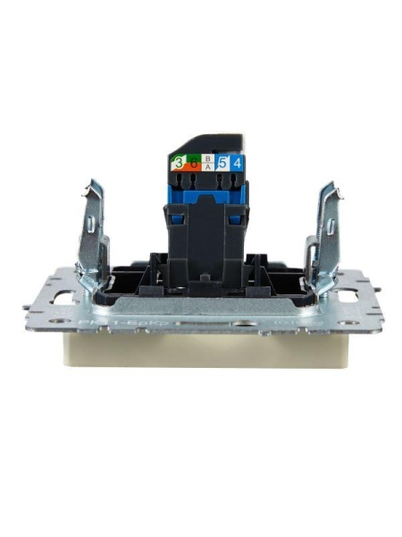 Розетка компьютерная СП RJ45 кат.6 BRITE РК11-БрКр механизм беж. IEK BR-K10-2-K10