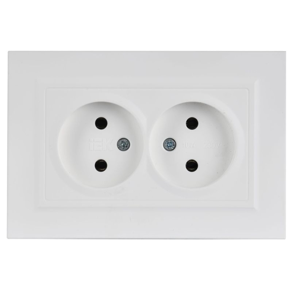 Розетка 2-м СП BRITE РС12-2-БрАБ 10А в сборе без заземл. без защ. шторок арктич. бел. IEK BR-R20-10-K91-F