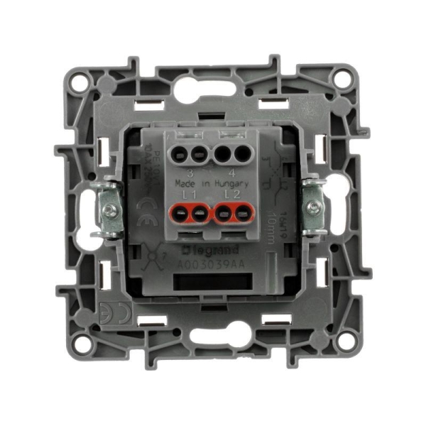 Переключатель перекрестный 1-кл. СП Etika 10А IP20 250В 10AX винтов. клеммы механизм алюм. IEK 672409