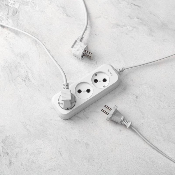 Удлинитель 3х1.5м без заземл. 2х0.75 бел. PROCONNECT 13-4205