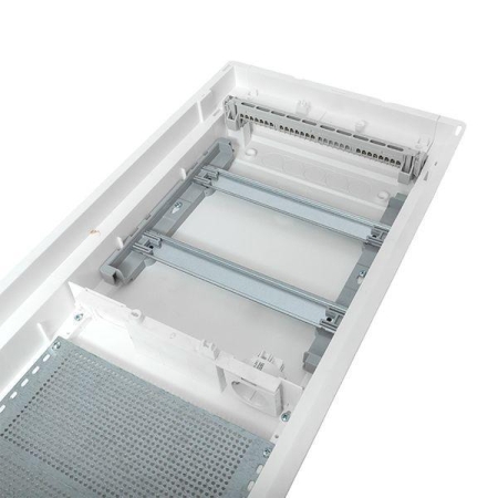 Щит комбинированный встраив. Nova 2 DIN-рейки + 3 монтаж. платы 5 габарит IP41 с метал. перфорированной дверью EKF nv-cb-pmd-2+3