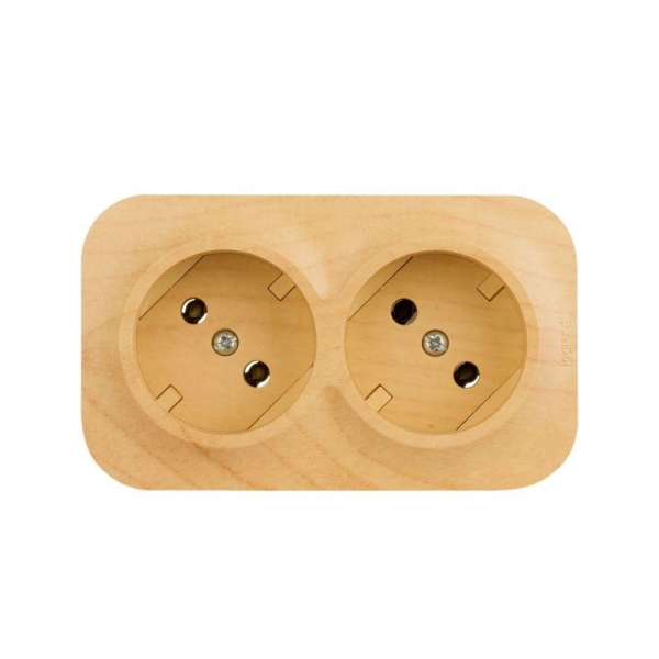 Розетка 2-м ОП Quteo 16А IP20 250В 2х2P без заземл. без защ. шторок дерево IEK 782281