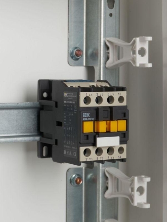 Контактор КМИ-11810 18А 24В/АС3 1НО KARAT IEK KKM11-018-024-10