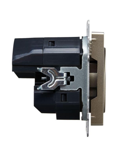 Розетка BRITE РЮш10-1-БрШ 16А с USB A+A 2.1А с заземл. защ. шторки механизм шампань IEK BR-R14-16-U21-D21-K37