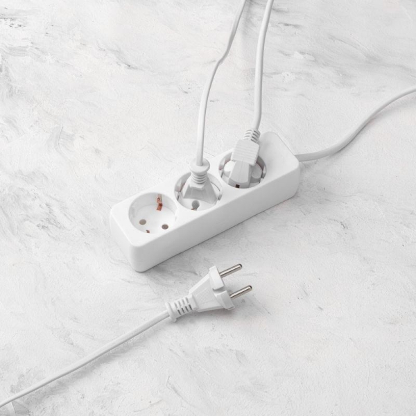 Удлинитель 3х5м с заземл. 3х0.75 бел. PROCONNECT 13-4210