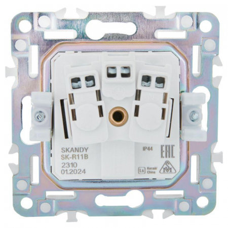 Розетка 1-м SKANDY 16А IP44 с заземл. защ. шторки с крышкой SK-R11B беж. IEK SK-R16-16-44-K10