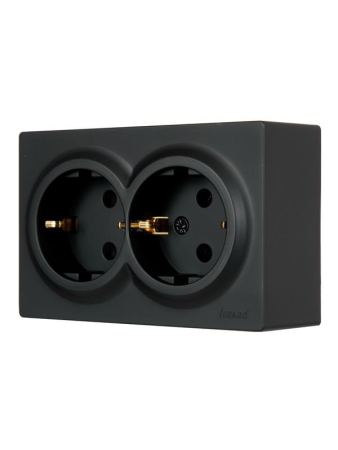 Розетка 2-м ОП LETO с заземл. закрытый корпус ПБТ черн. бархат LEZARD 752-4200-127B