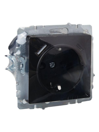 Розетка BRITE РЮш11-1-БрЧ 16А с USB A+C 18Вт с заземл. защ. шторки механизм черн. IEK BR-R14-16-U22-018-K02