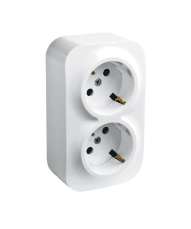 Розетка 2-м ОП Quteo 16А IP20 250В 2х2P+E с заземл. защ. шторки бел. IEK 782237